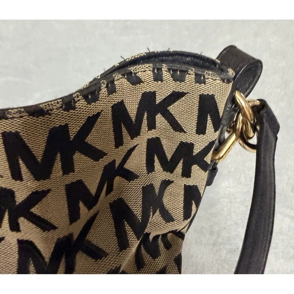 Michael Kors Bucket Bag Beige Black MK Logo Messanger Canvas Purse shoulder